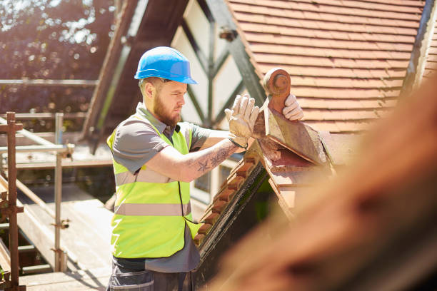 Best Emergency Roof Repair  in Saks, AL